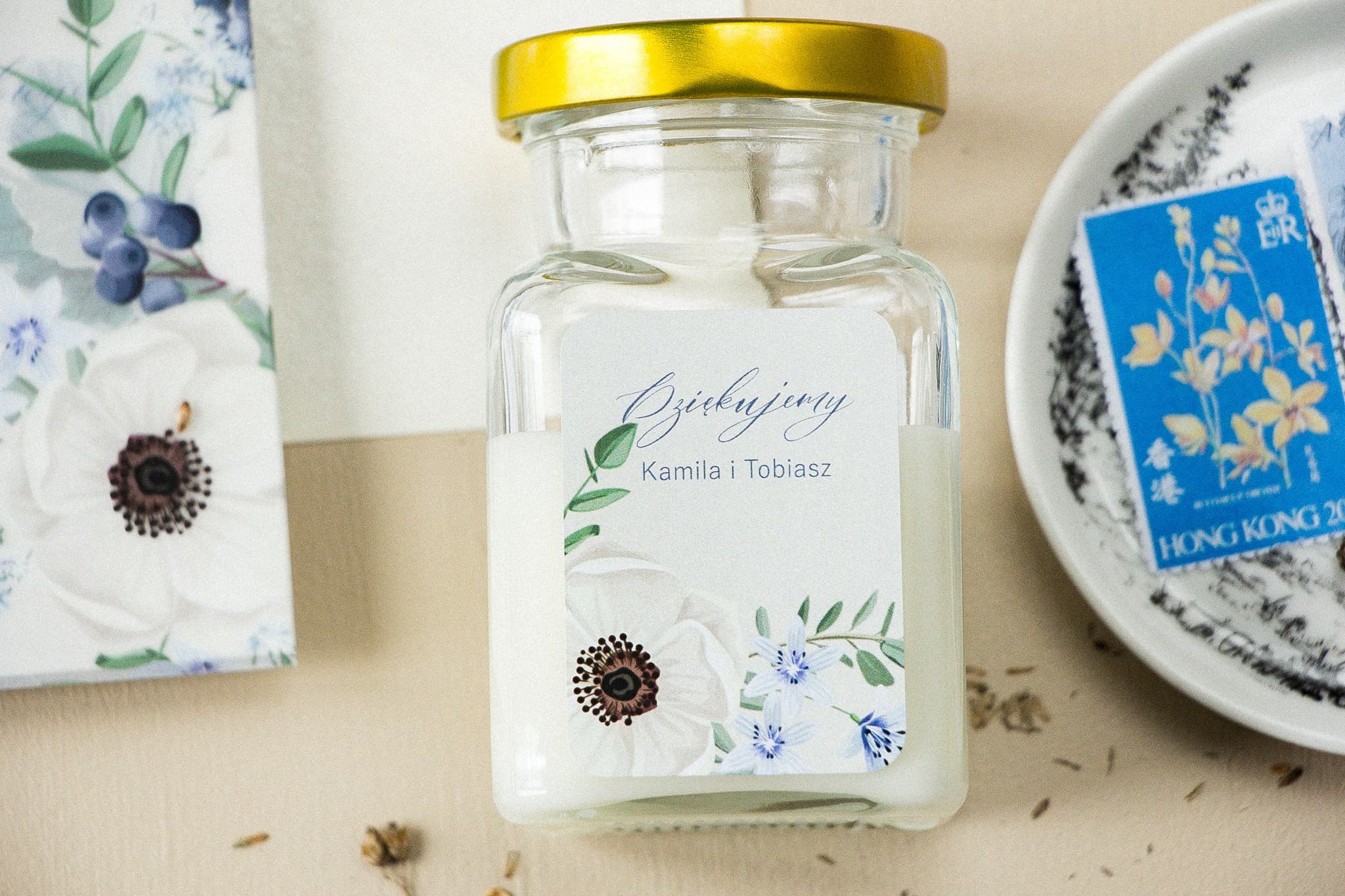 Świeca Zapachowa Opal nr 7 – Białe Kwiaty i Podziękowanie dla Gości