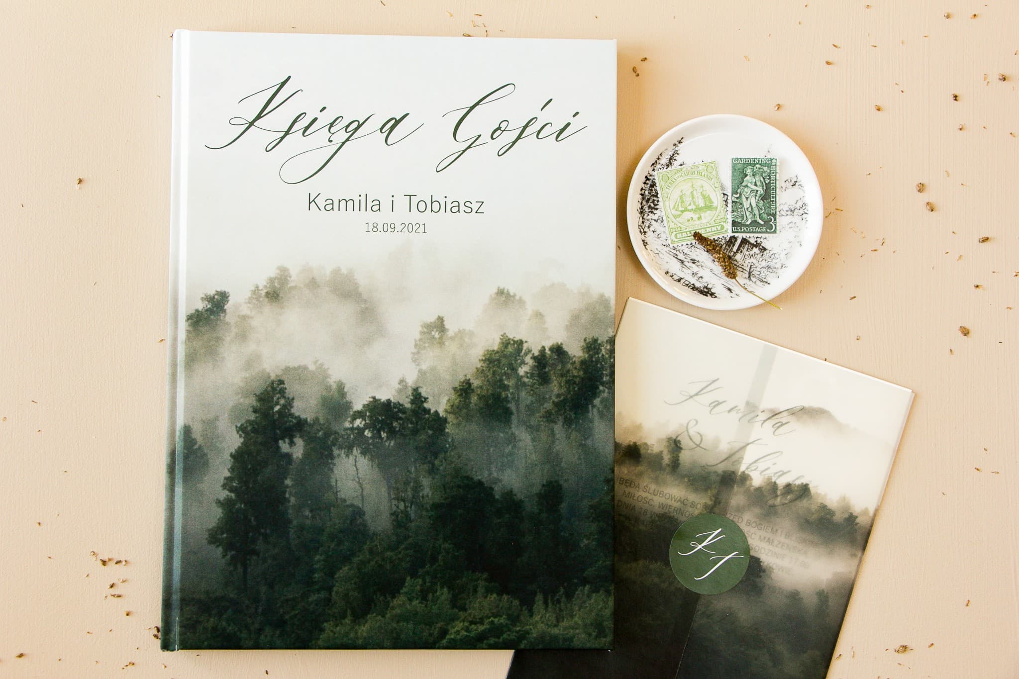 Personalizowana Księga Gości z Motywem Leśnym A4 | Ślubna Księga Gości na Wpisy | Opal nr 2