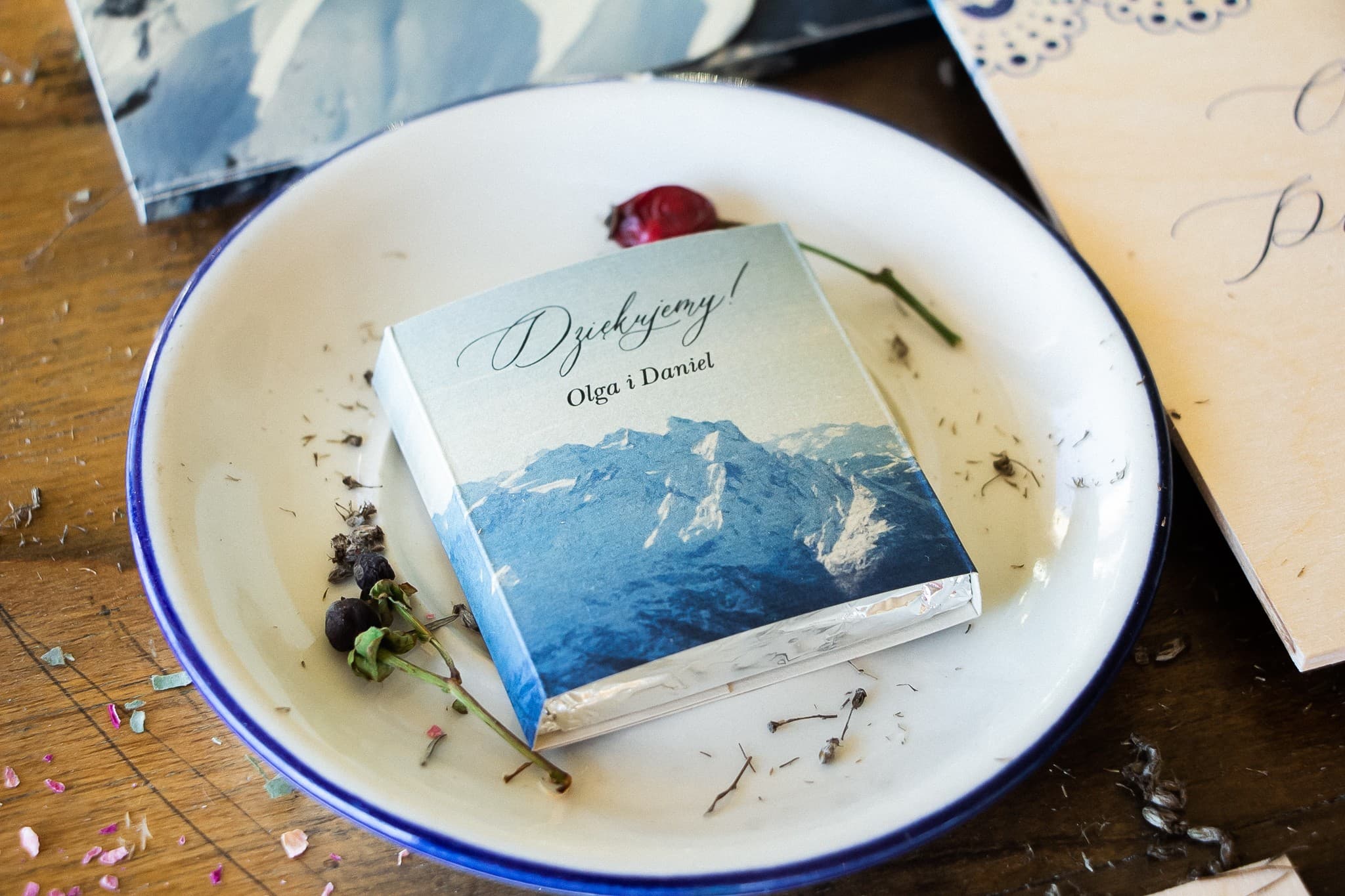 Czekoladki z Motywem Górskim, Słodkie Upominki | Podziękowania dla Gości Weselnych | Topaz nr 1