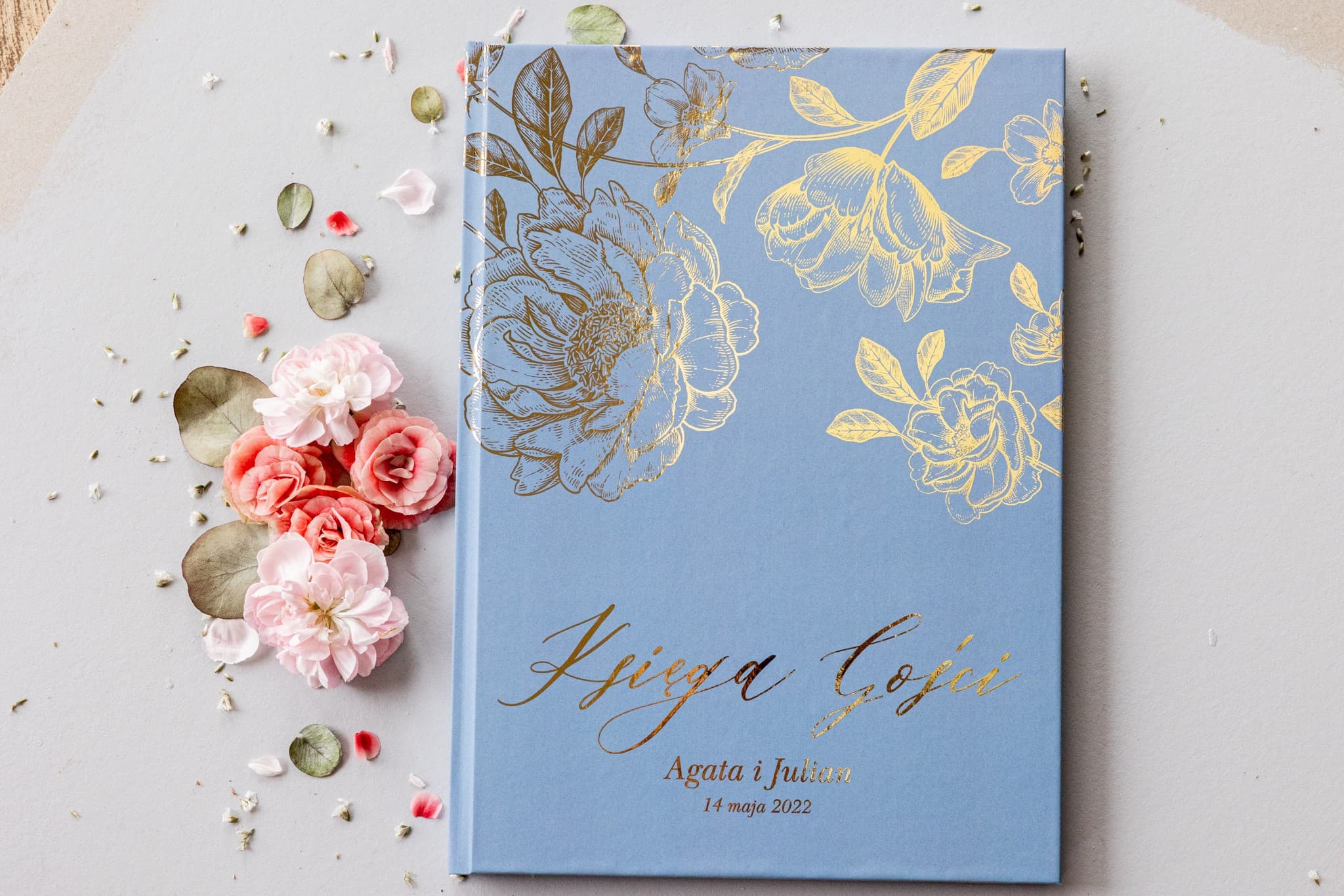 Elegancka Księga Gości Błękitna Złocone Kwiaty | Personalizowana Pamiątka Ślubna | Onyks Nr 2 - 3