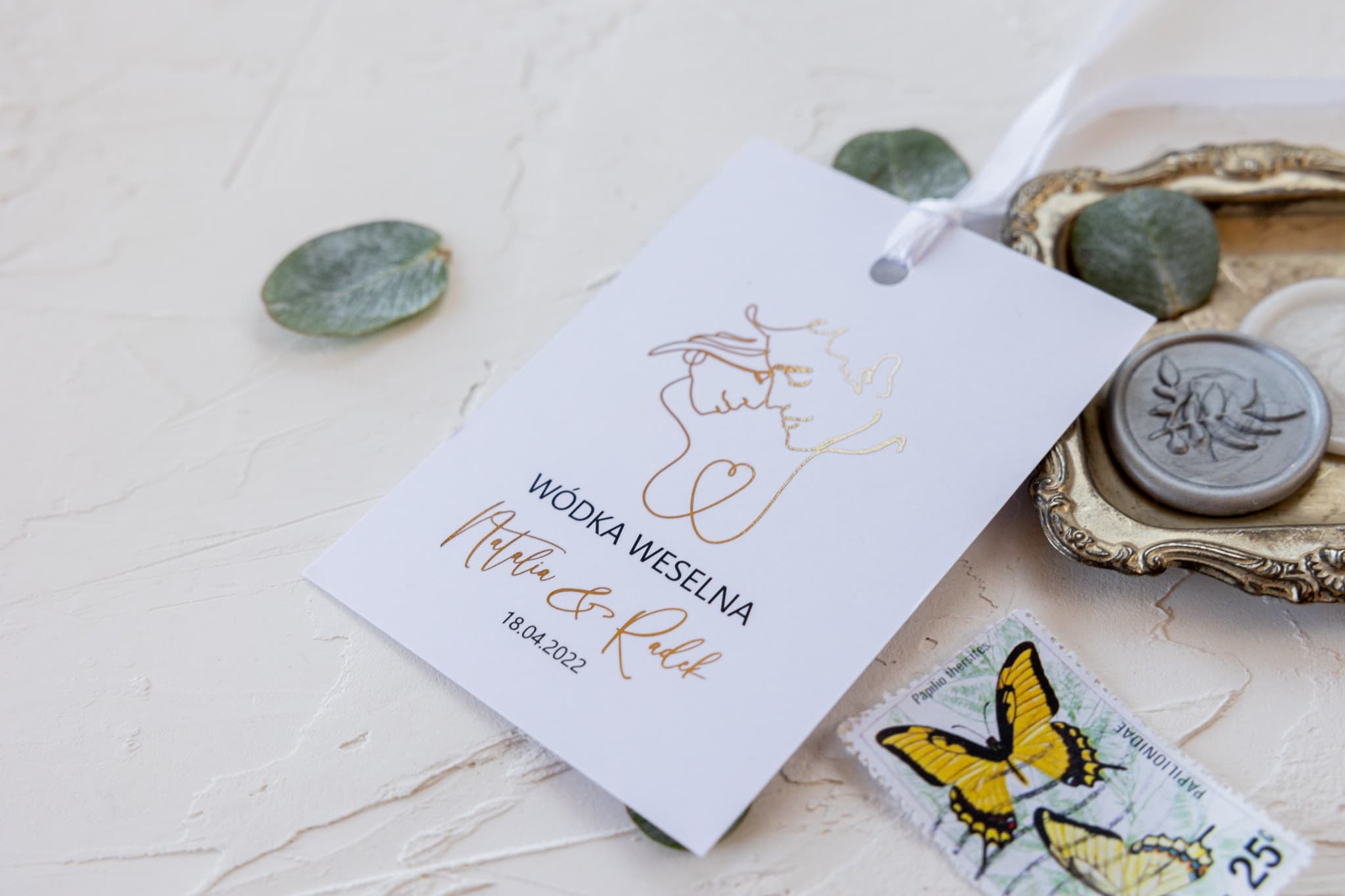 Eleganckie Zawieszki na Wódkę Złocone, Personalizowane | Zawieszki na Alkohol Weselny | Jaspis nr 1