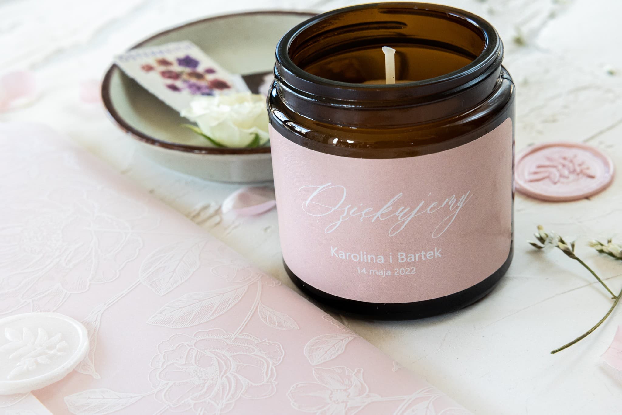 Różowe Świeczki Sojowe Zapachowe | Personalizowane Podziękowania dla Gości Weselnych Upominki | Nefryt nr 1