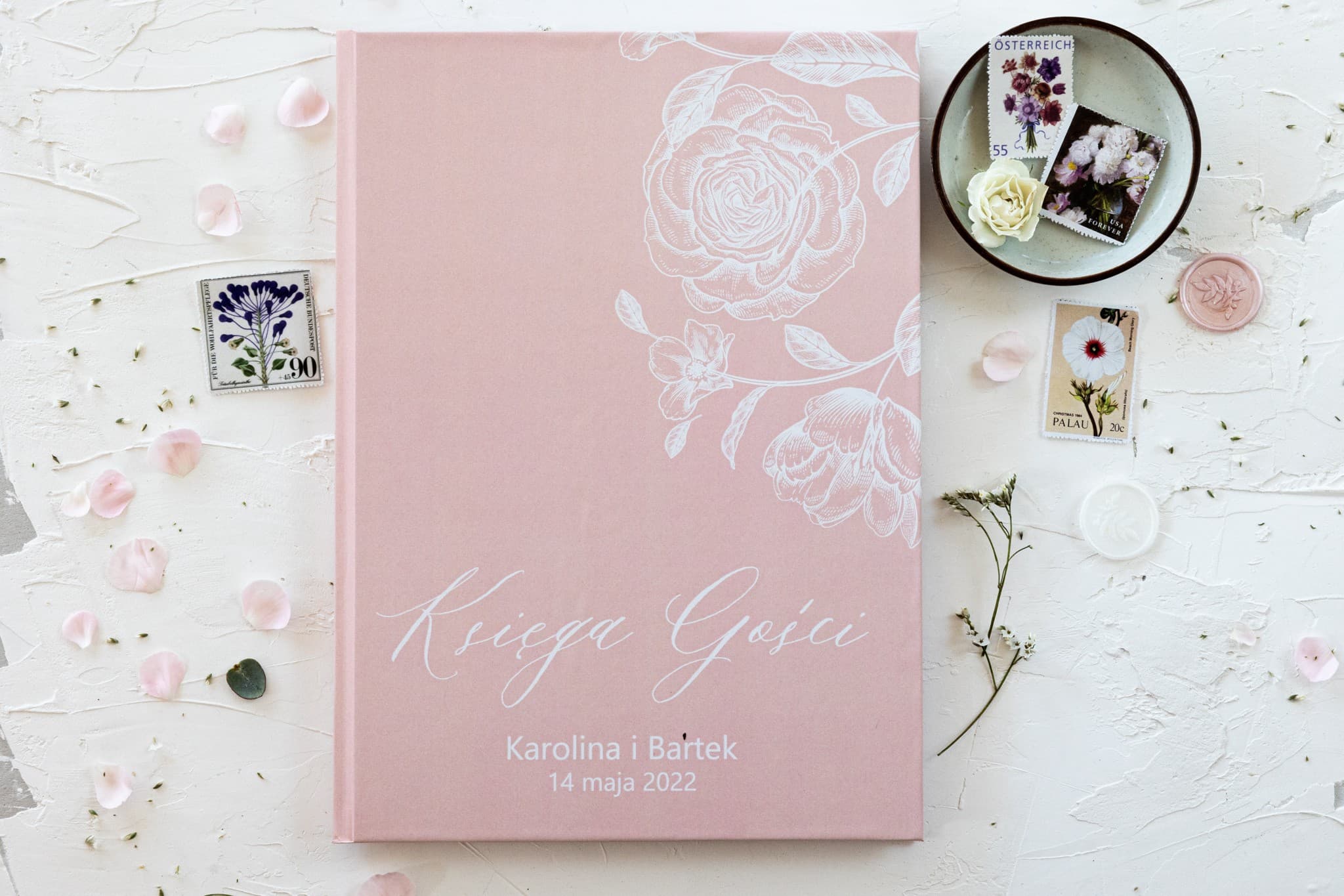 Księga Gości z Ankietami Pudrowy Róż | Personalizowana, Elegancka Pamiątka Ślubna | Nefryt nr 1 - 2