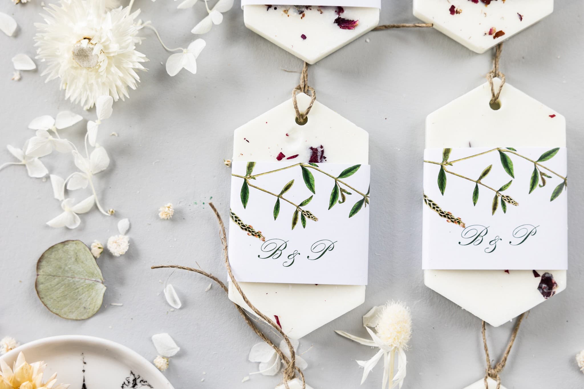 Zapachowa Zawieszka Sojowa z Kwiatami | Eleganckie Podziękowania dla Gości Weselnych | Korani nr 9 - 3