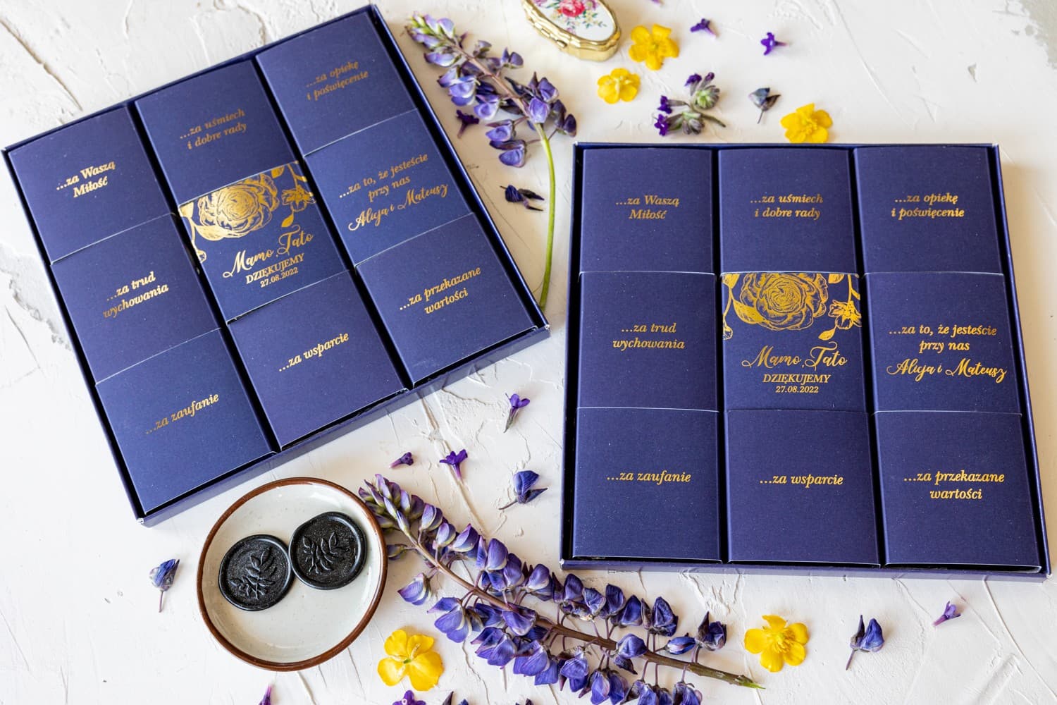 Elegancka Bombonierka Granatowa ze Złoceniem | Podziękowania dla Rodziców Ślubne Personalizowane | Onyks nr 4 - 5