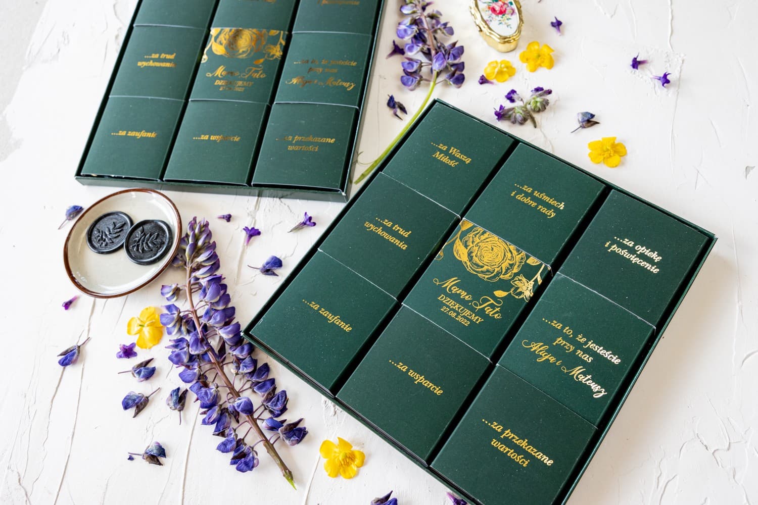 Elegancka Bombonierka z Czekoladkami | Podziękowania dla Rodziców Butelkowa Zieleń i Złoto | Onyks nr 5