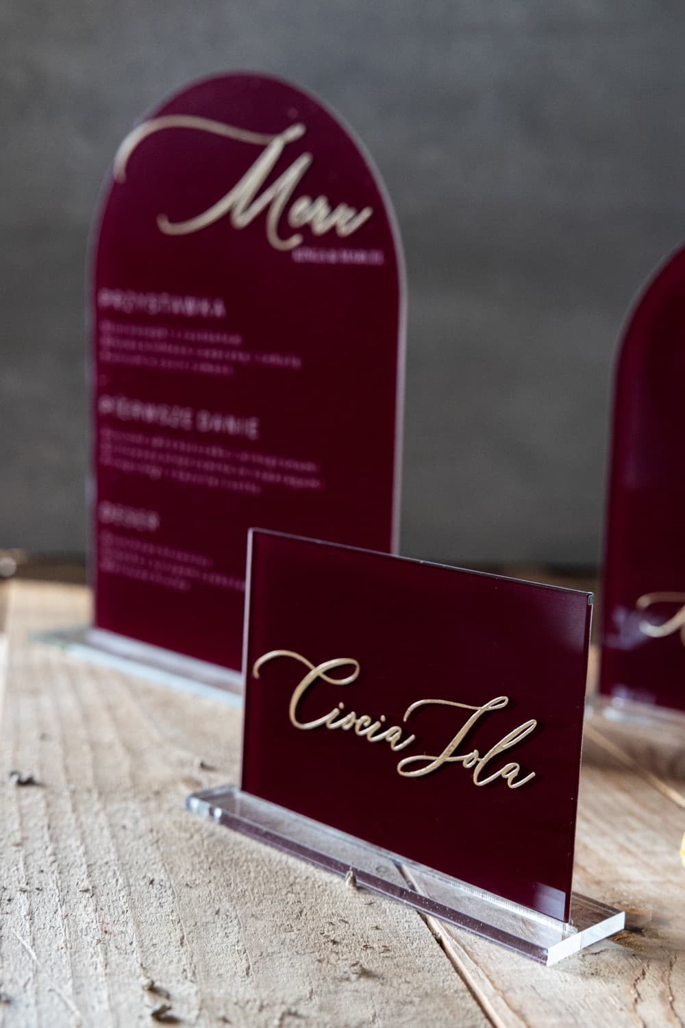 Eleganckie Menu Weselne na Stół, Bordowe ze Złoceniem | Menu na Pleksi Glamour | Dalia nr 6 - 3