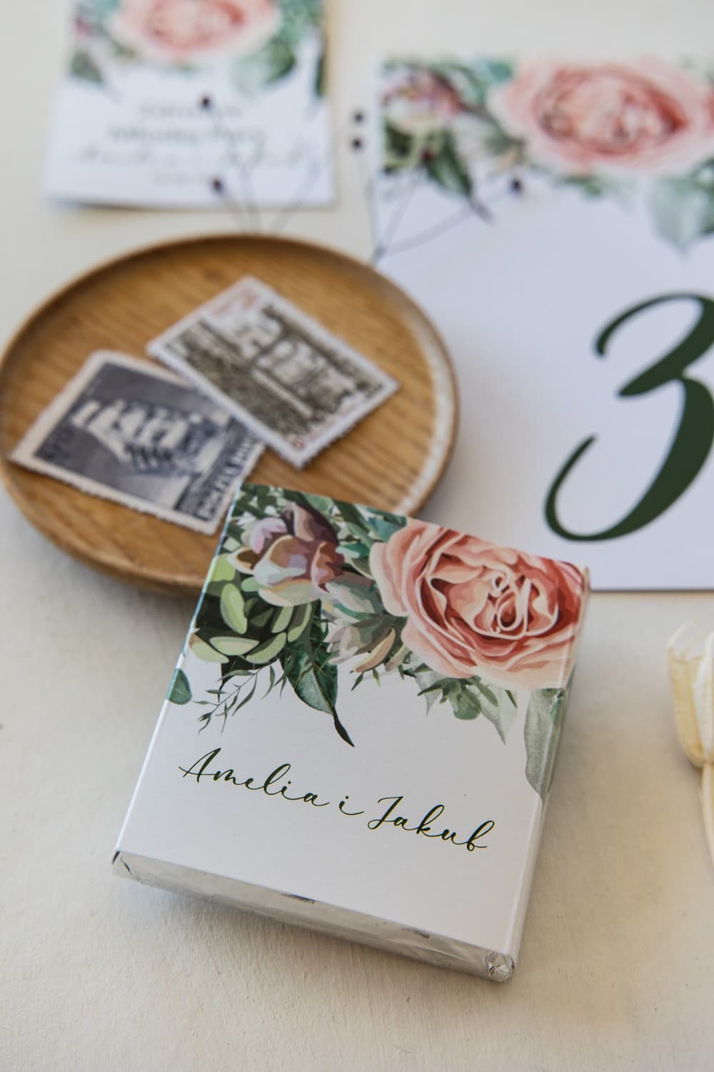 Czekoladki Ślubne z Różową Piwonią Personalizowane | Podziękowania dla Gości Weselnych | Korani nr 11