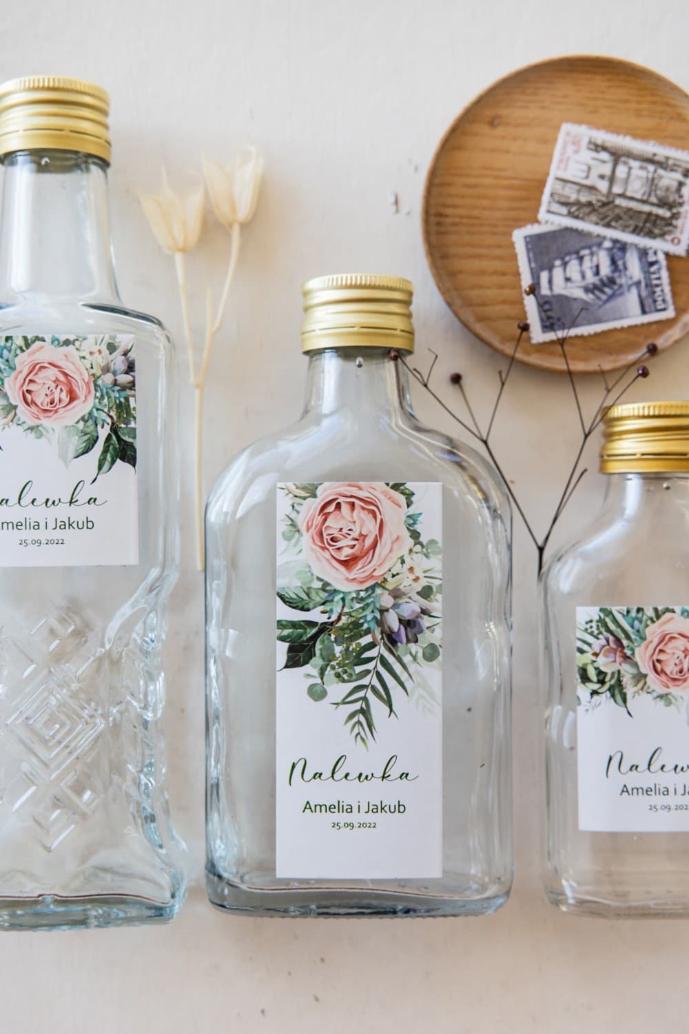 Buteleczki na Nalewki z Piwoniami, Personalizowane Etykiety | Podziękowania dla Gości Weselnych | Korani nr 11