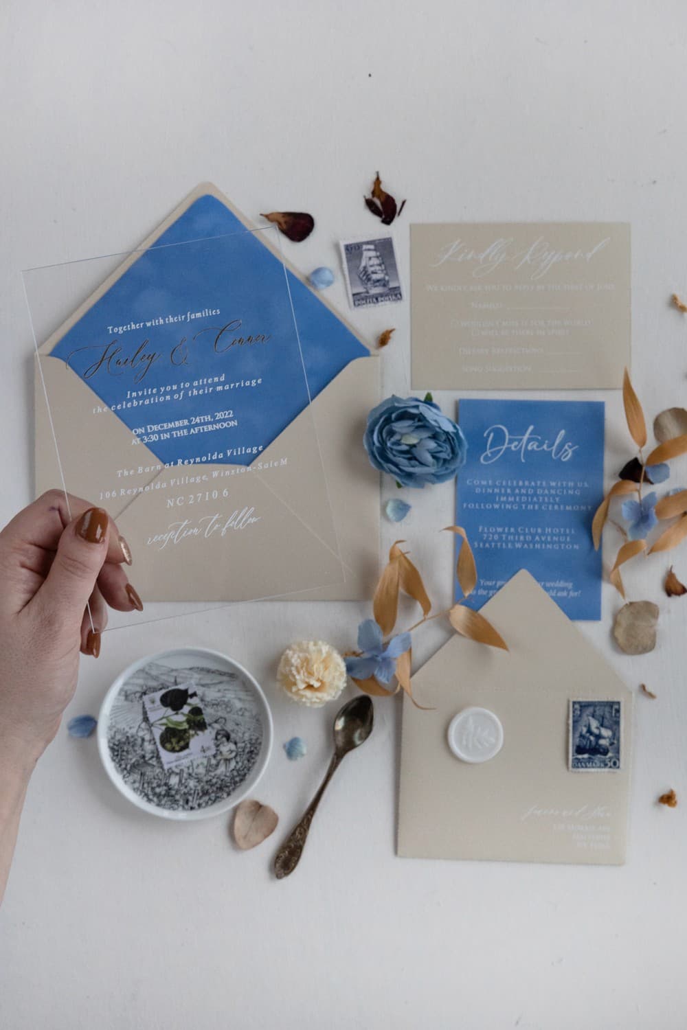 Minimalistyczne Zaproszenia Ślubne na Pleksi – Welurowe nr 4 ze Złoceniem - 2