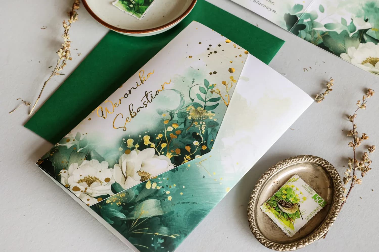 Zaproszenia ślubne glamour ze złoceniem, piwoniami i eukaliptusem Jadeit nr 3 - 3