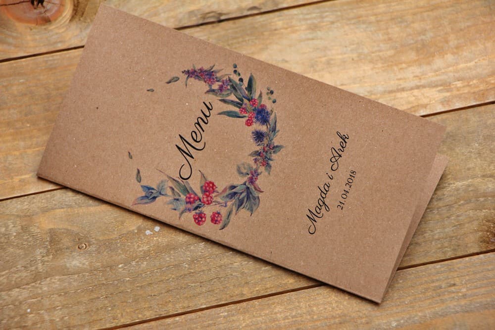 Rustykalne Menu Weselne z Motywem Leśnym, Eko Papier | Składane Karty Menu na Stół Weselny | Owoce Leśne nr 1