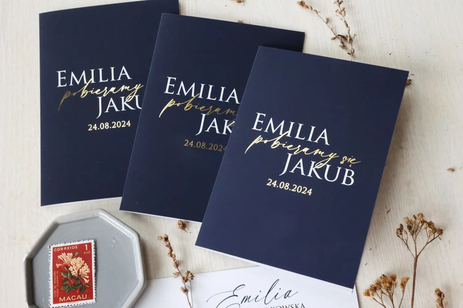 Zaproszenia ślubne granatowe ze złoceniem w stylu glamour – Ruskus nr 17 - 3