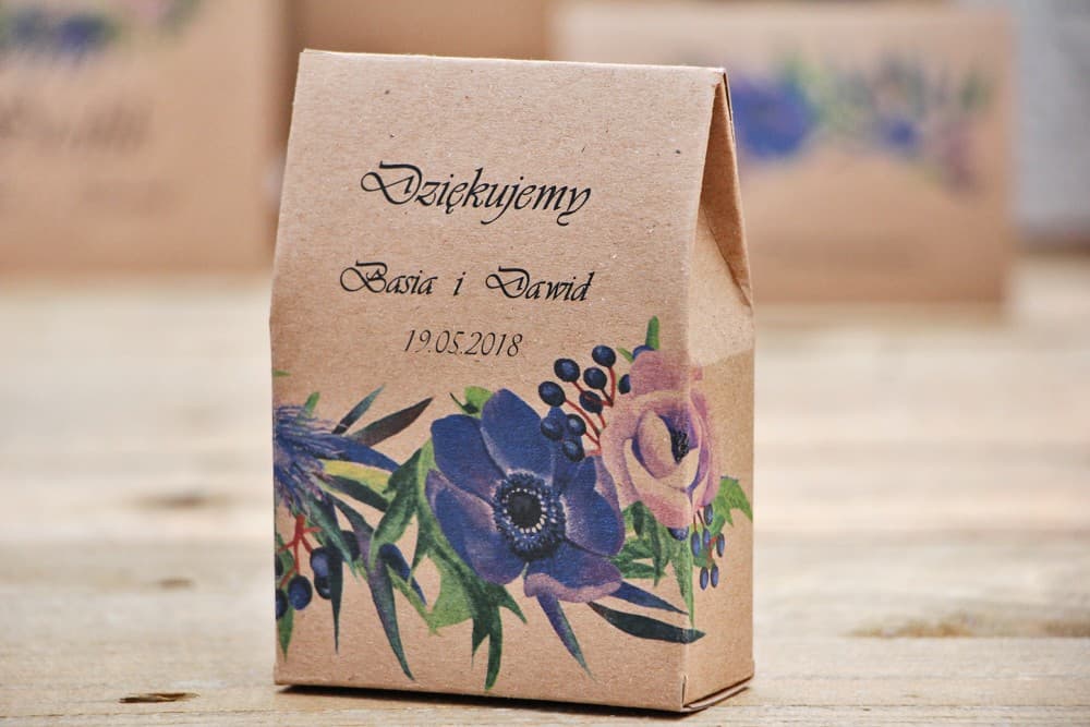 Pudełeczko z Karmelkami Leśny Motyw Chabry i Anemony | Podziękowania dla Gości Weselnych, Upominki | Owoce Leśne nr 4