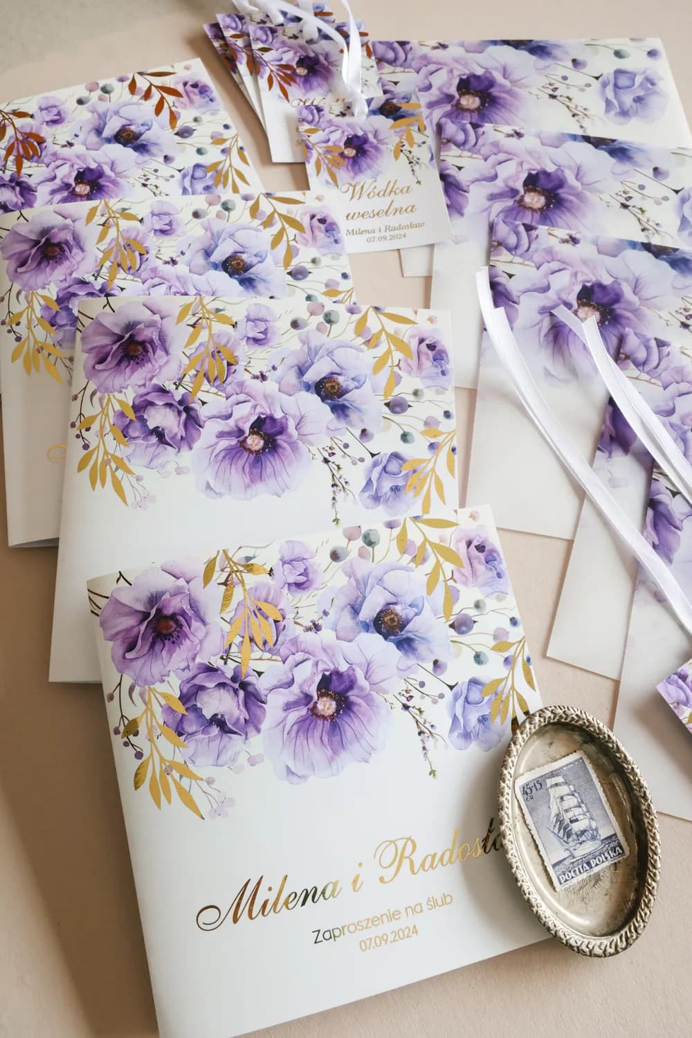 Zaproszenie na Wesele Rubin nr 15 – Styl Glamour z Fioletowymi Kwiatami - 3