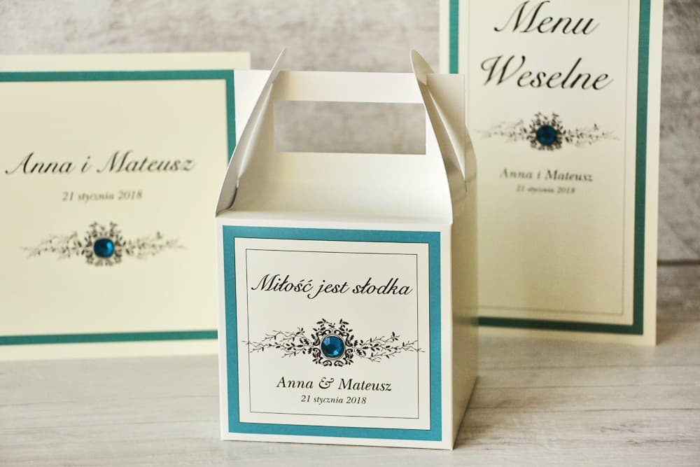 Eleganckie Pudełko na Ciasto Weselne z Koronką i Cyrkonią, Personalizowane Opakowanie na Słodkości | Pudełka dla Gości