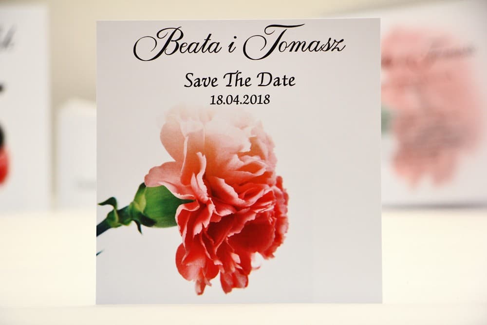 Eleganckie Save The Date z Różowym Goździkiem, Kwadratowe Zawiadomienia o Ślubie | Karty Zarezerwuj Datę | Elegant nr 10