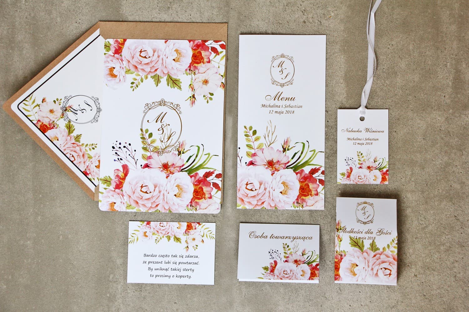 Zaproszenia ślubne w kwiaty piwonii i róż z eleganckim złoceniem Sorento nr 13 - 2