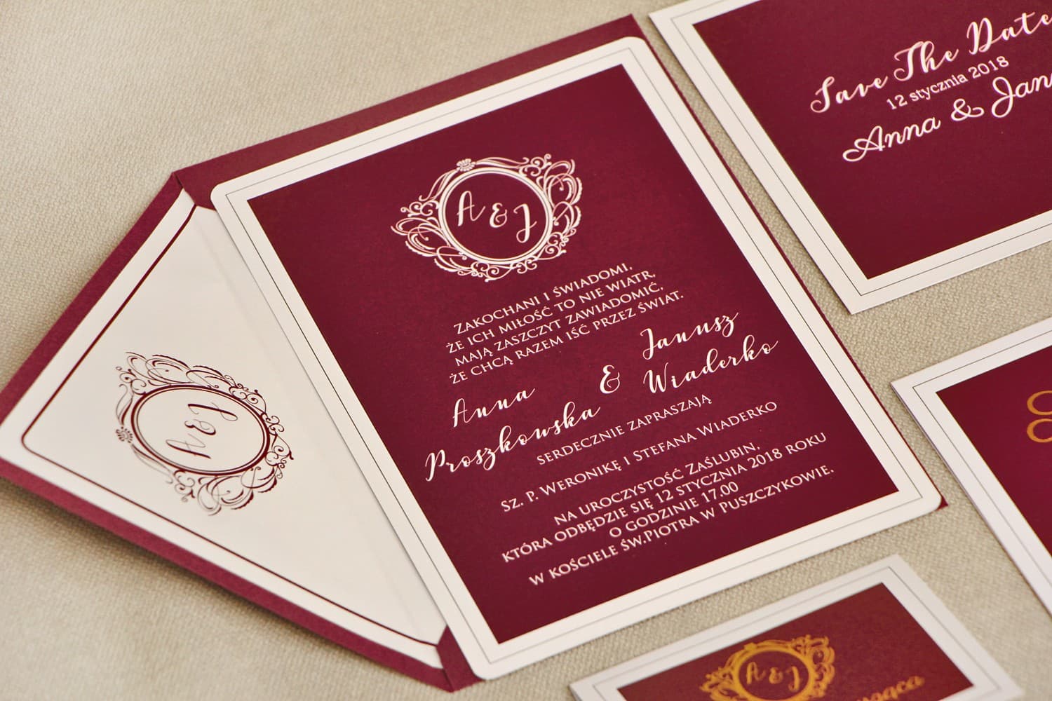 Zaproszenia ślubne w kolorze wina ze złoceniem w stylu glamour – Sonata nr 6 - 3