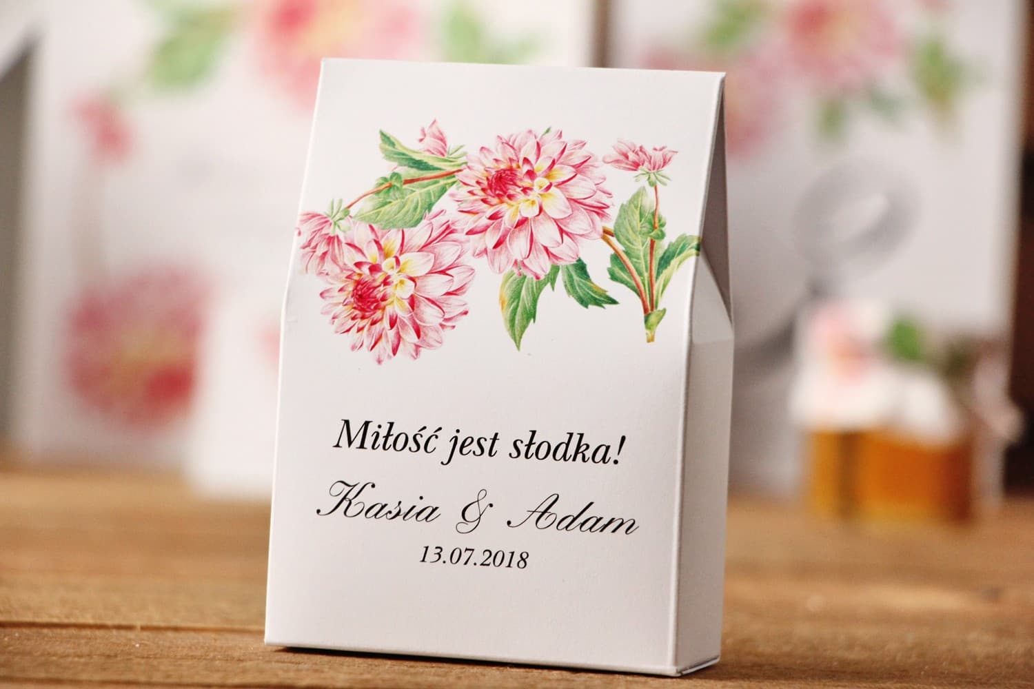 Pudełeczko ze słodyczami Różowe Dalie | Podziękowania dla Gości Weselnych | Kalia nr 4