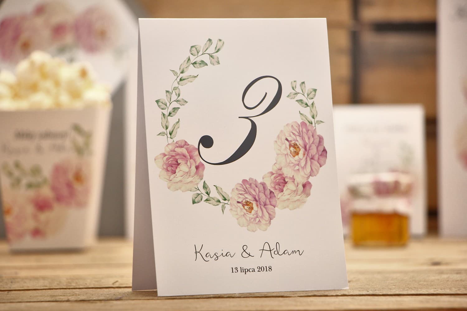 Numery na Stoły Weselne Pudrowe Róże Stojące | Romantyczne Numerki na Stół | Kalia nr 6