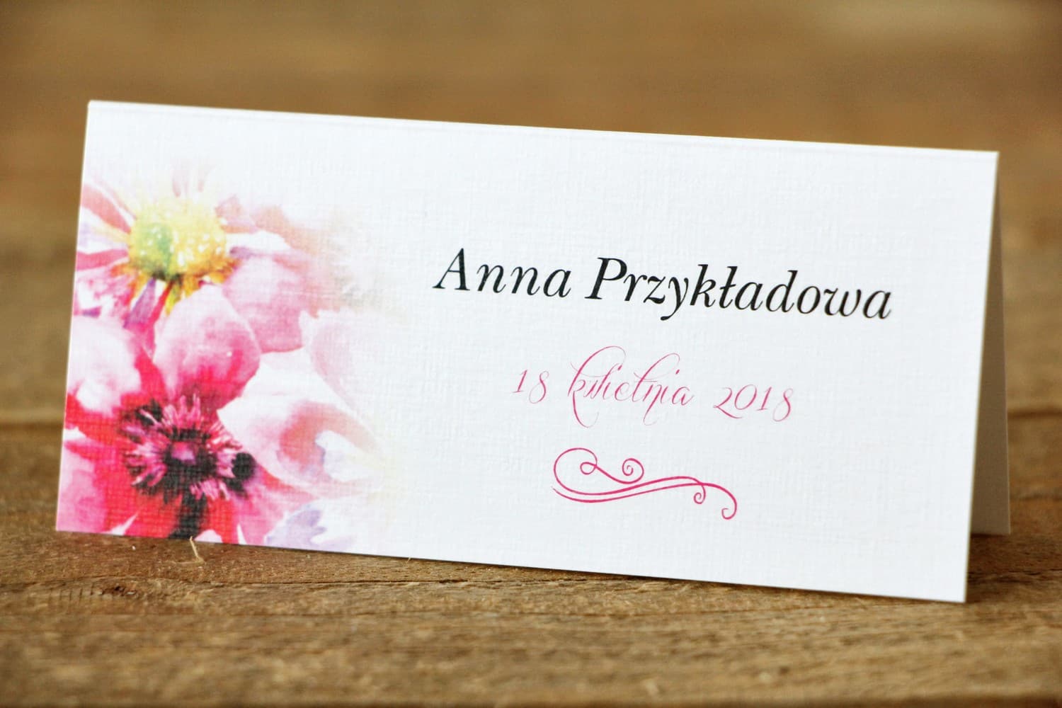 Winietki Ślubne Malowane Kwiaty nr 7 – Akwarelowe Wizytówki na Stół w Odcieniach Różu