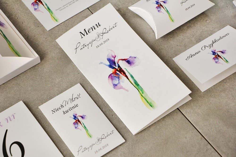 Menu Weselne Akwarelowe Irysy, Karta Dań Fiolet i Bursztyn | Eleganckie Menu na Stół Weselny | Pistacjowe nr 10