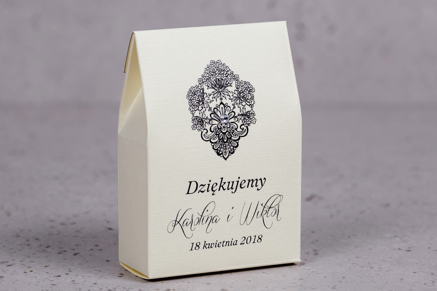 Eleganckie pudełeczko z cyrkonią | Podziękowania dla gości weselnych ze słodyczami | Moreno nr 6