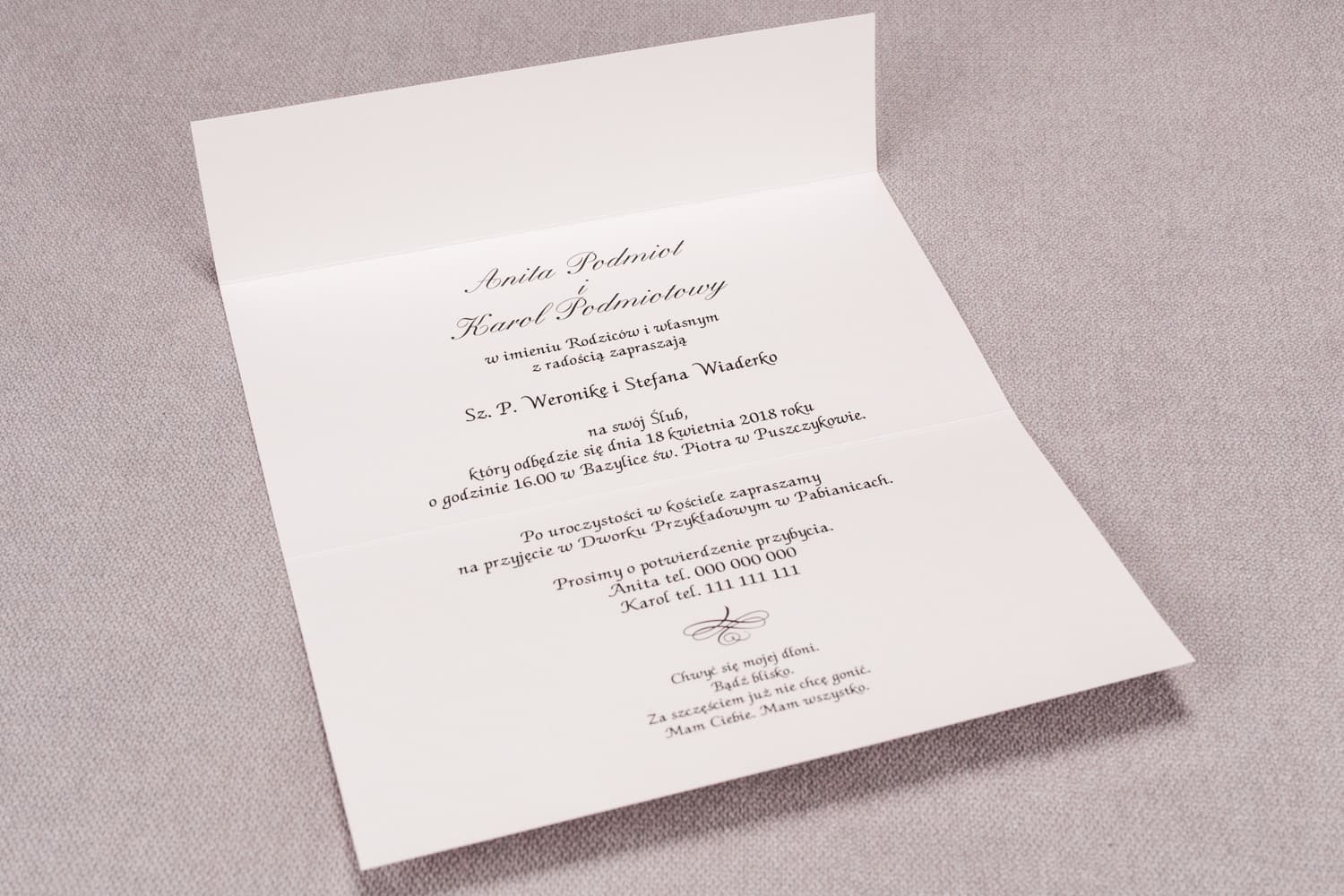 Zaproszenia ślubne z czerwoną kokardką i eleganckimi ornamentami – Madras nr 5 - 2