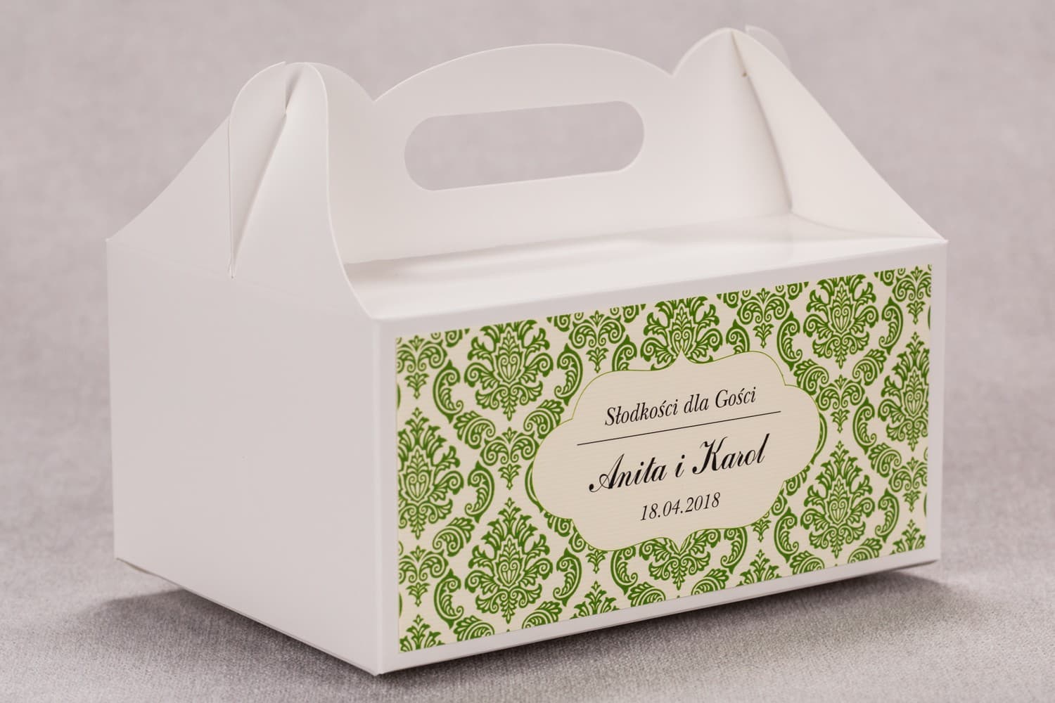 Eleganckie pudełko na ciasto z rączką, zielony motyw | Podziękowania dla gości weselnych | Madras nr 3