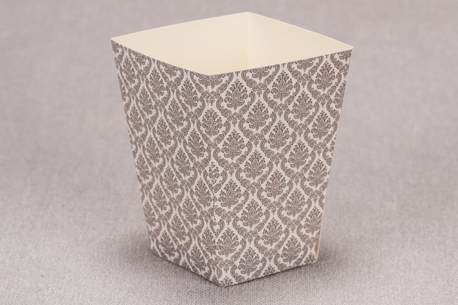 Pudełko na Popcorn i Słodkości z Szarym Ornamentem | Podziękowania dla Gości Weselnych | Madras nr 6
