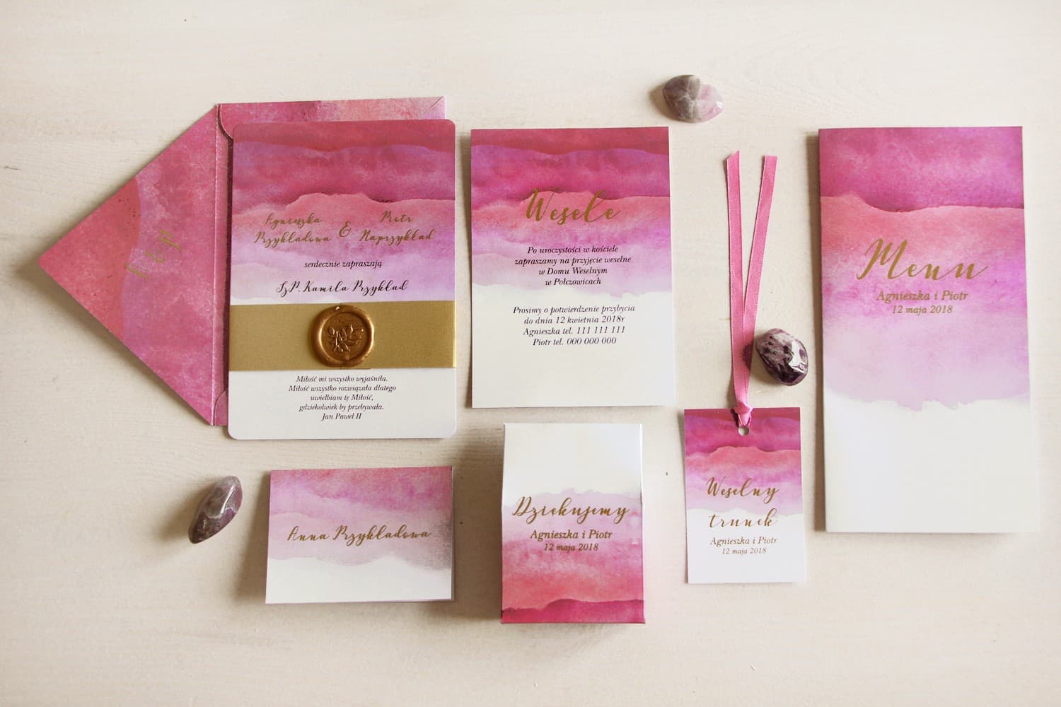 Zaproszenia ślubne glamour z różową akwarelą, złoceniem i lakiem Delfina nr 5 - 3