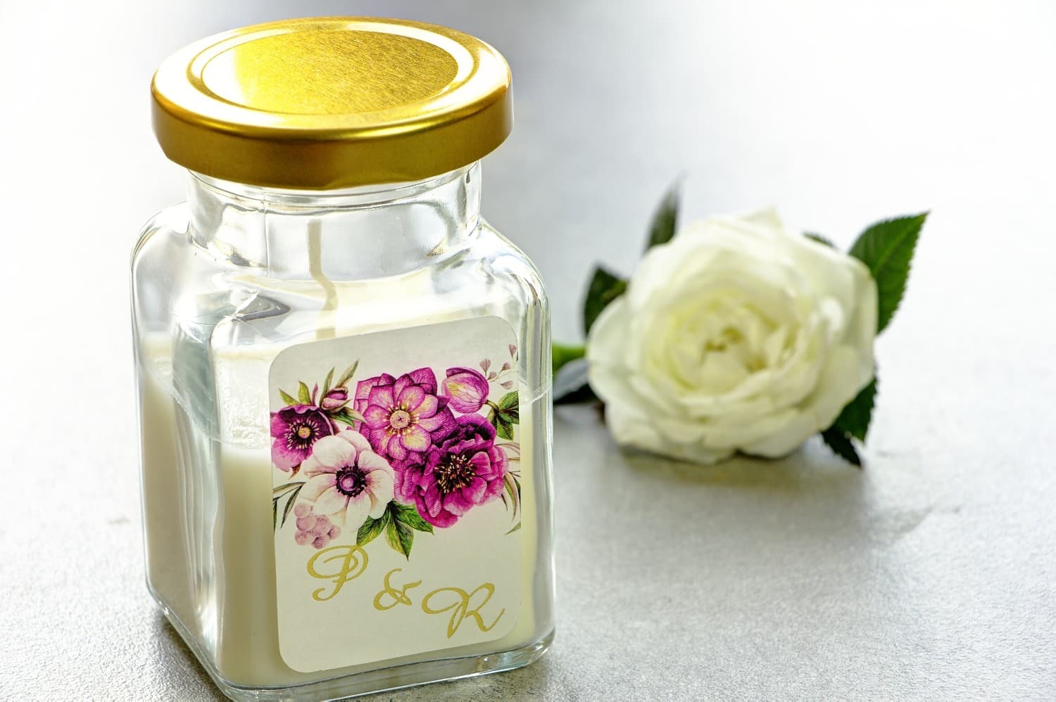 Świeca Sojowa Cykade nr 5 – Podziękowanie dla Gości z Anemonami i Złoceniem