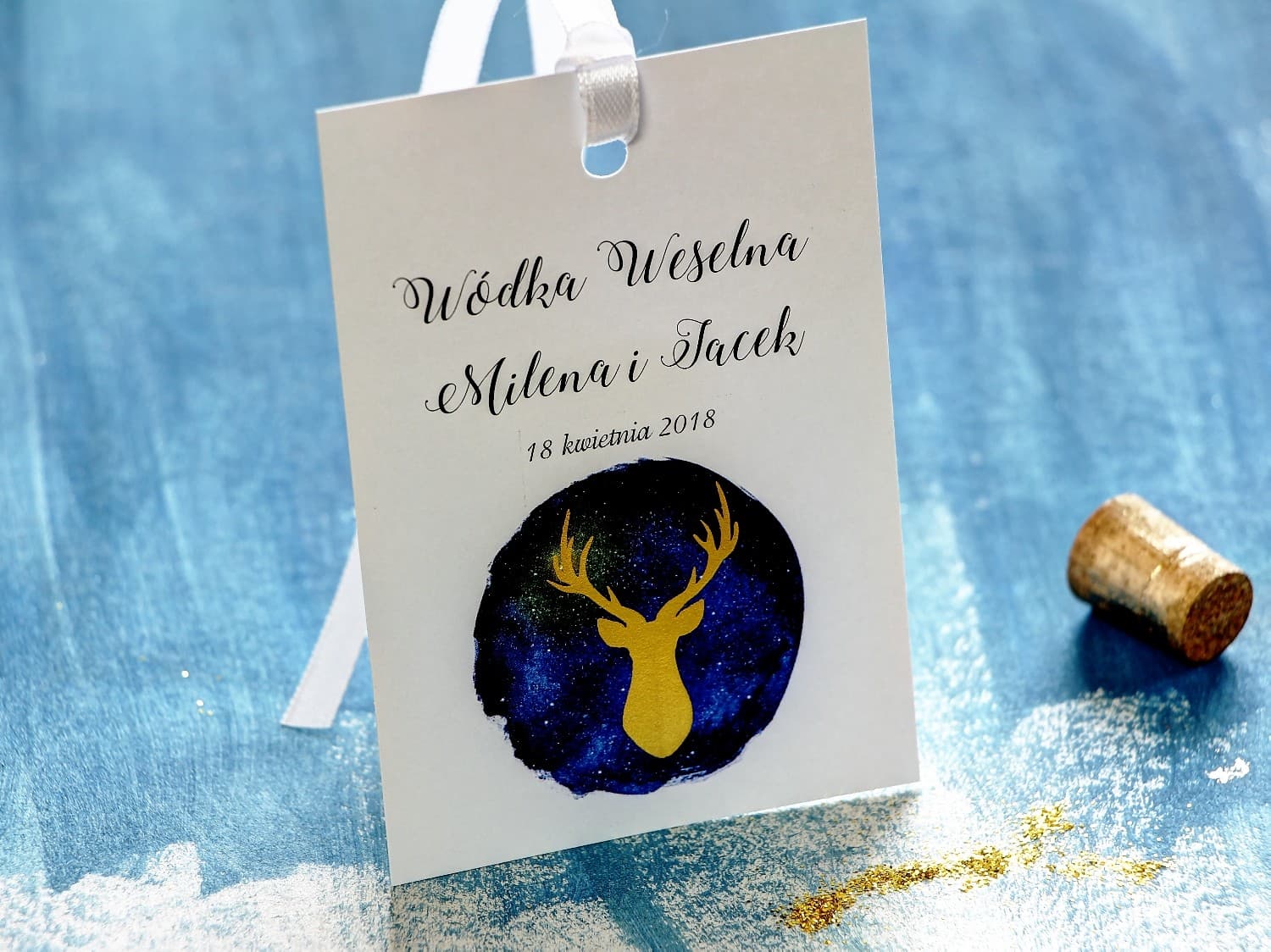 Złocone Zawieszki na Wódkę Weselną z Jeleniem | Eleganckie Etykiety na Alkohol | Księżycowa Noc nr 5