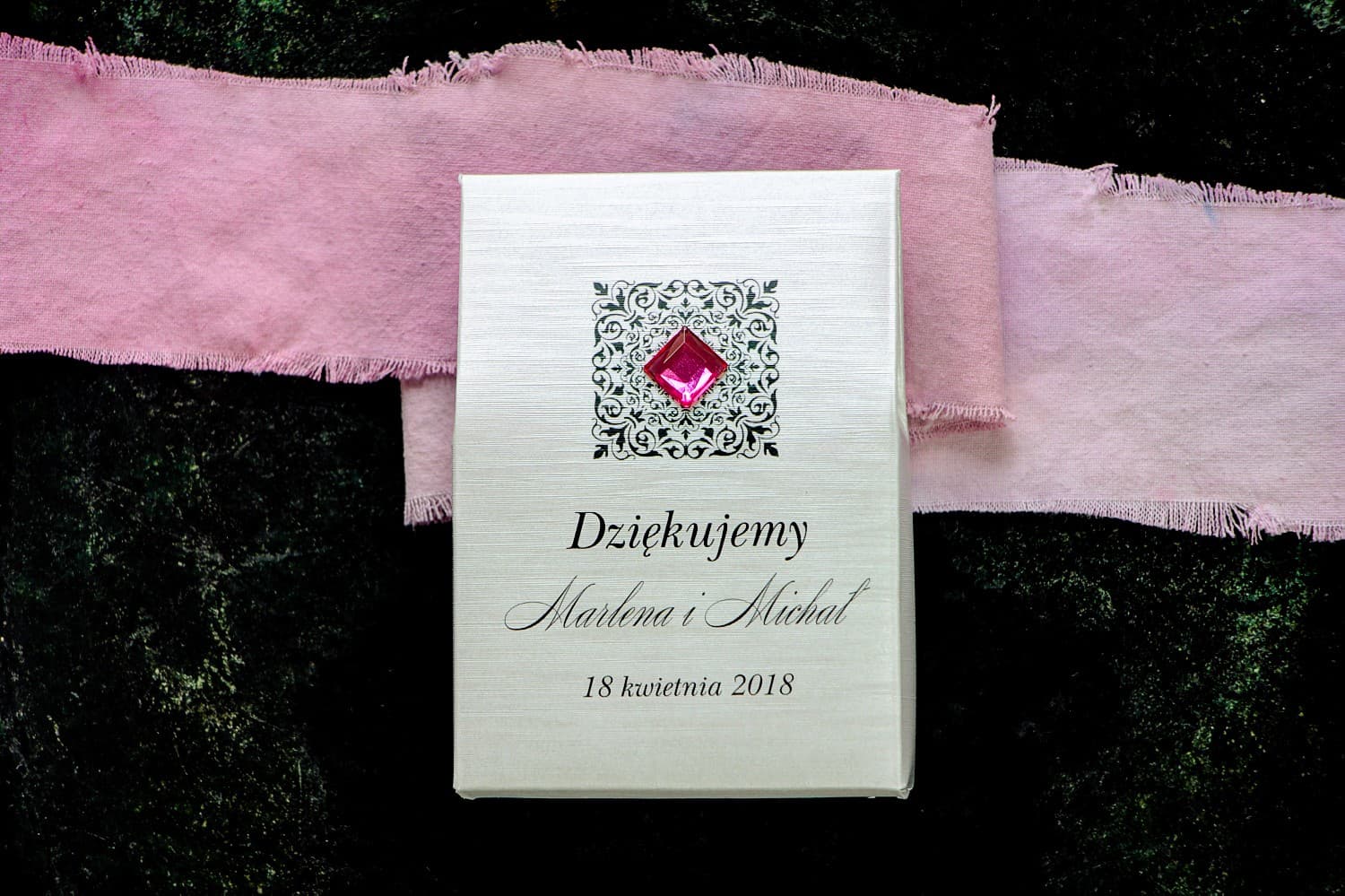 Eleganckie pudełeczka z cyrkonią i słodyczami | Podziękowania dla Gości Weselnych Glamour | Brenet nr 2