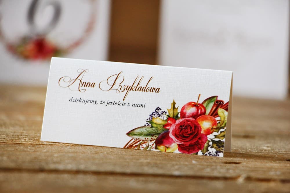 Winietki Ślubne Akwarele nr 3 – Zimowe Wizytówki na Stół z Motywem Róży i Cynamonu