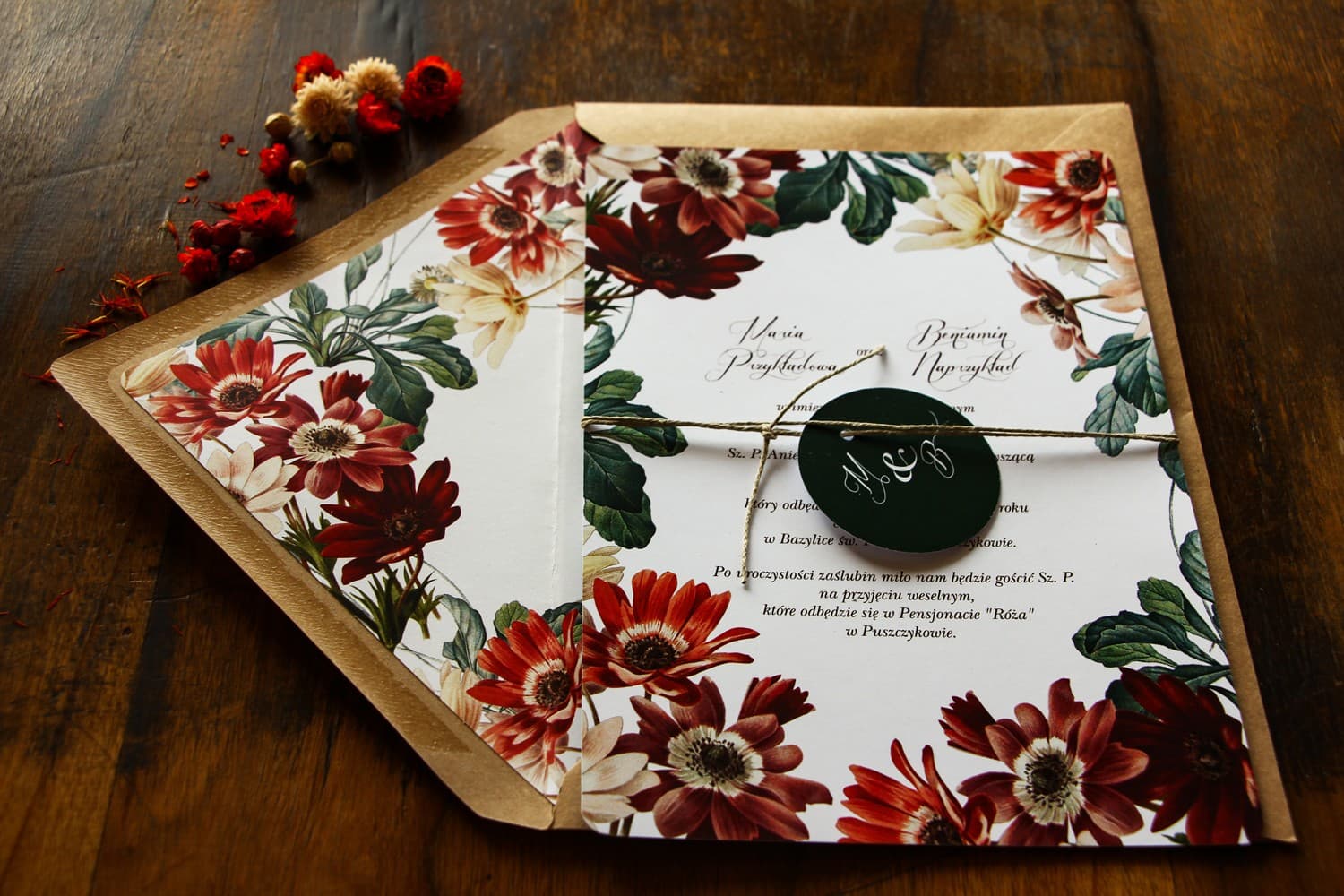 Jednokartkowe zaproszenia ślubne w stokrotki i bordowe kwiaty – Indygo nr 3 - 3