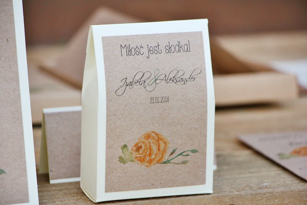 Pudełeczka ze słodyczami i akwarelową żółtą różą | Personalizowane podziękowania dla gości weselnych | Margaret nr 3