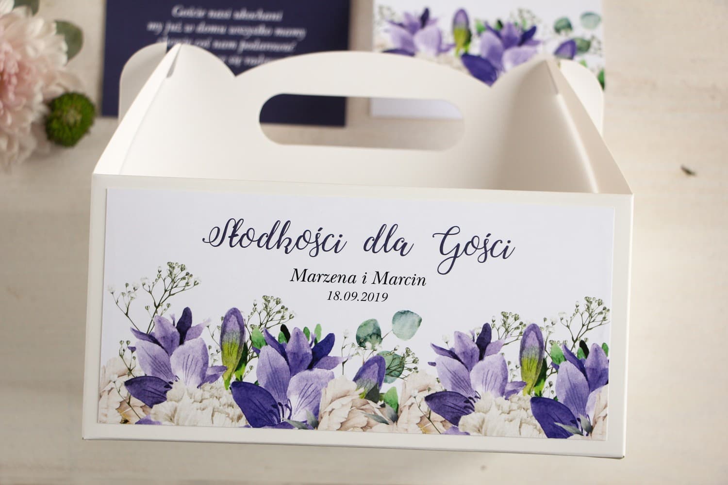 Prostokątne Pudełko na Ciasto z Rączką, Kwiaty | Podziękowania dla Gości Weselnych | Aurum nr 1