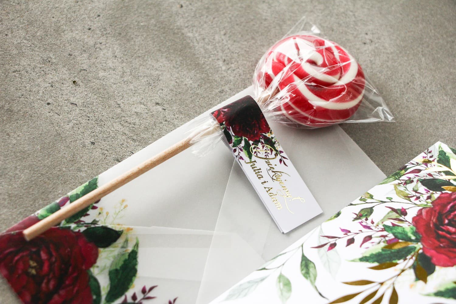 Podziękowania dla Gości Rubin nr 3 – Złocone Lizaki z Motywem Piwonii