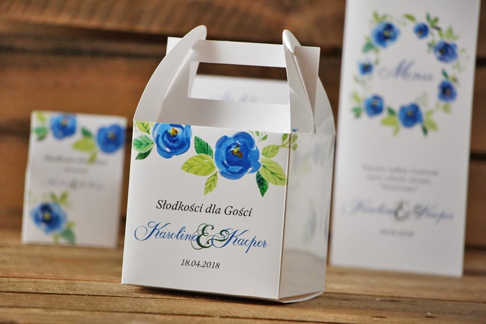 Pudełko na Ciasto z Rączką Personalizowane Niebieskie Róże | Eleganckie Opakowania na Ciasto Weselne | Akwarele nr 10