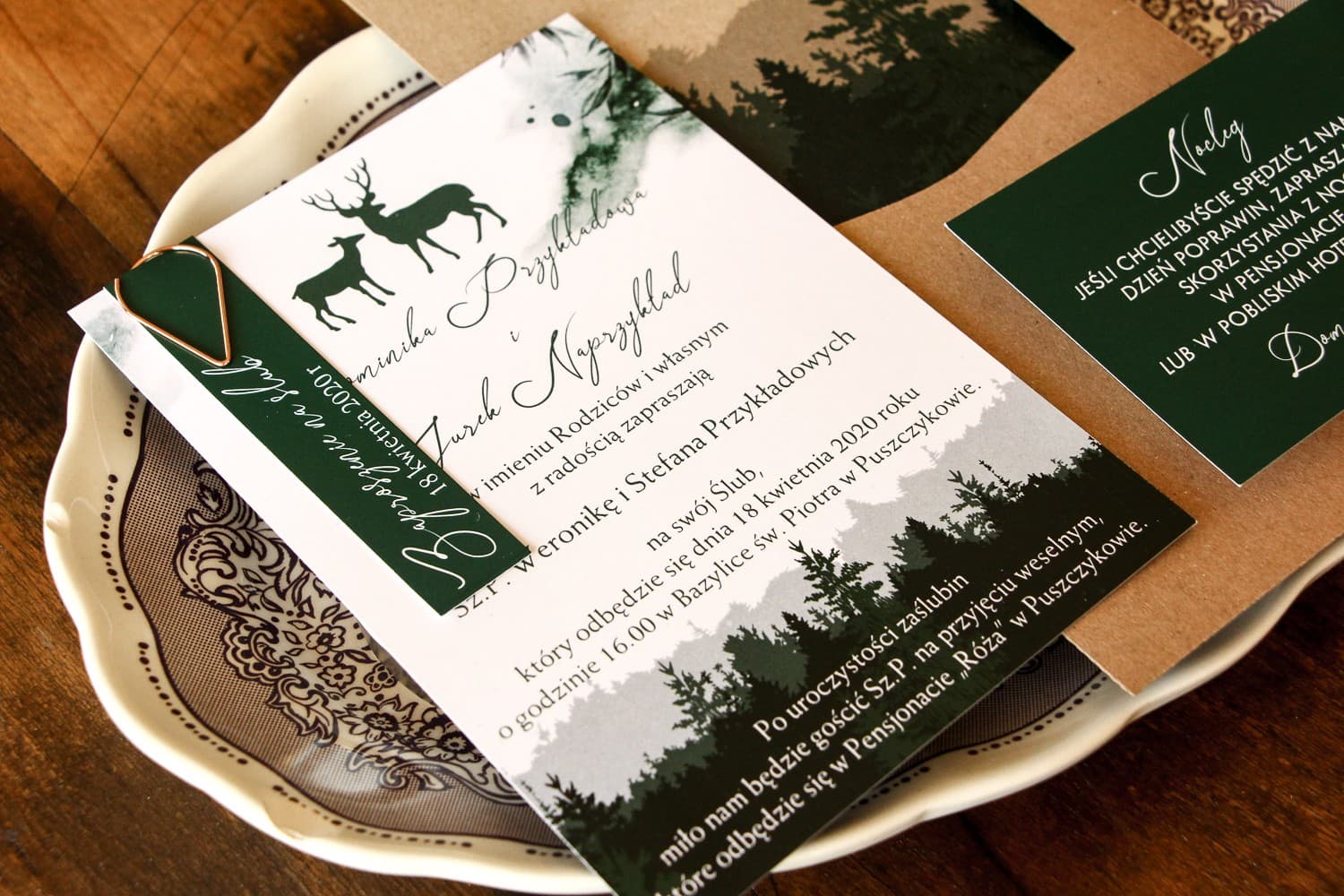 Zaproszenia ślubne leśne z motywem jelenia i spinaczem rose gold – Delize nr 1