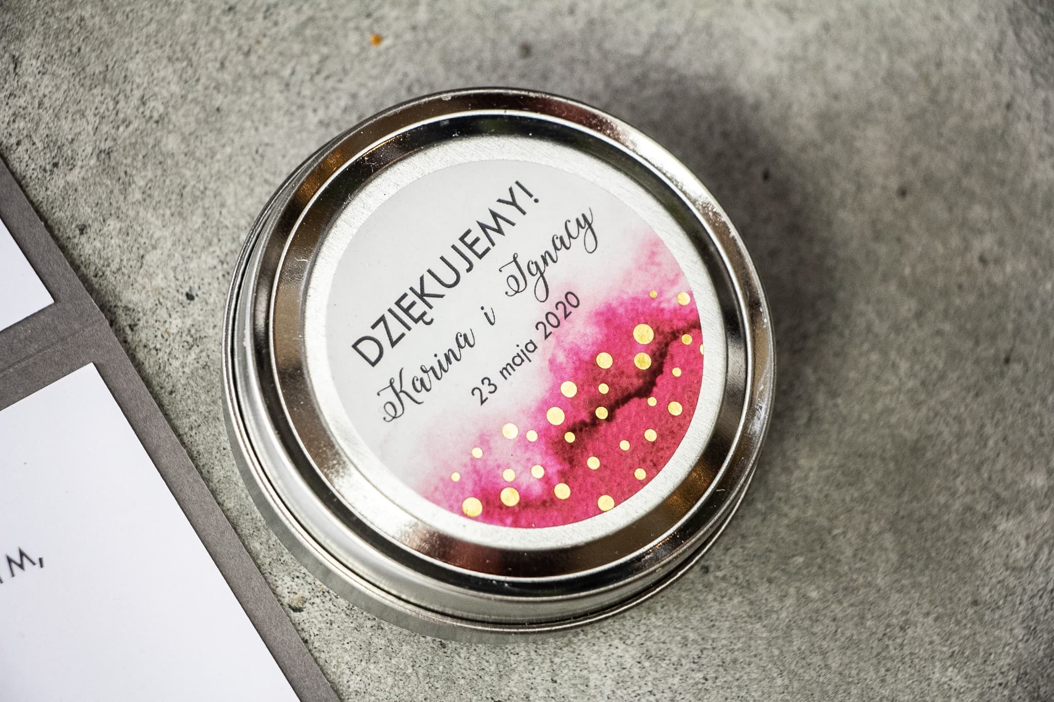 Świeczka Sojowa Bakarto nr 3 – Podziękowanie dla Gości z Różowym Złoceniem