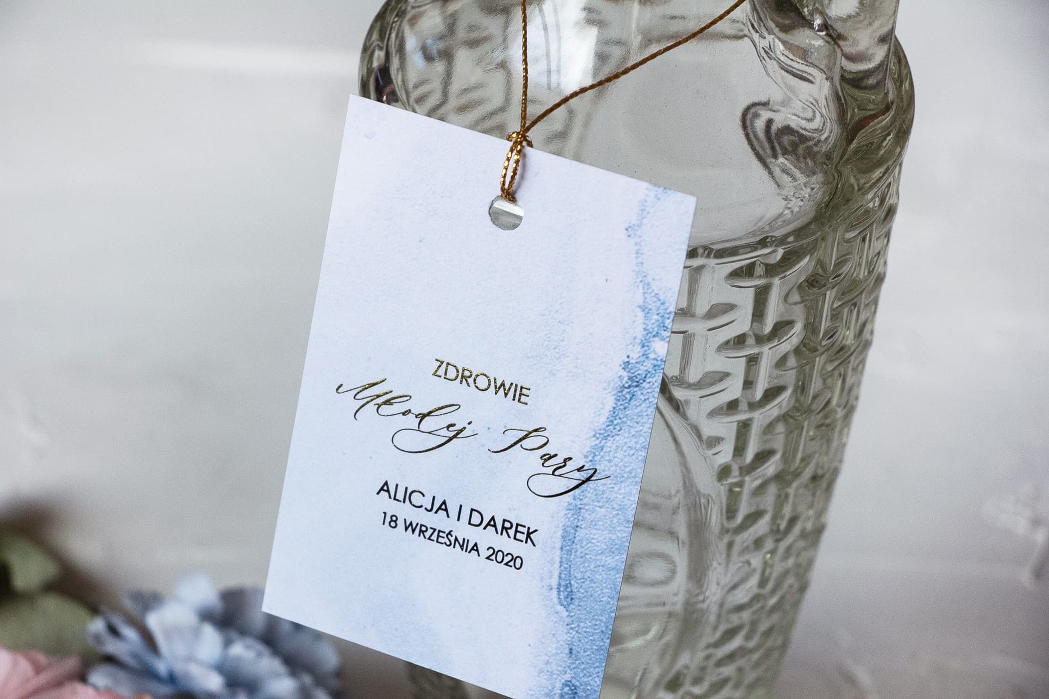 Złocone Zawieszki na Wódkę Weselną, Niebieski Marmur | Eleganckie Etykiety na Alkohol | Marmurowe nr 3