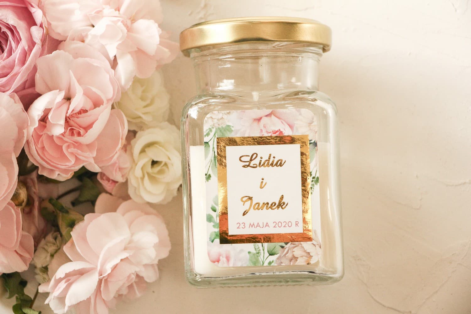 Świeczka Sojowa Avril nr 3 – Podziękowanie dla Gości z Piwoniami i Złoceniem