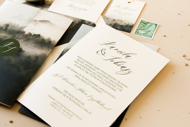 Kto kupuje Zaproszenia ślubne ?